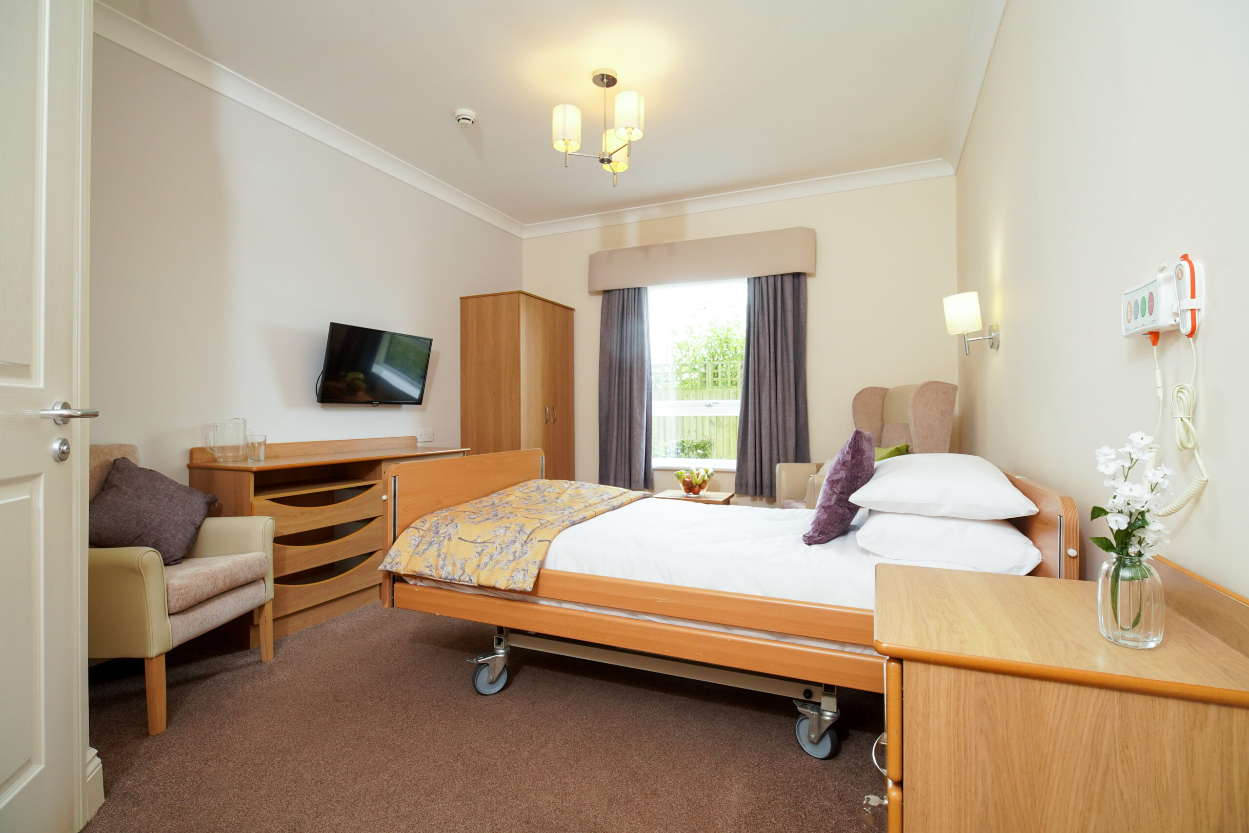 bedroom at Cherrybrook Care Home in Bradford 